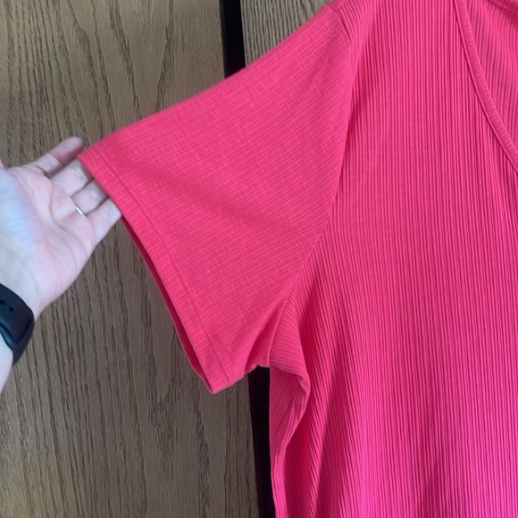 Luxe T shirt - Picture 2 of 3